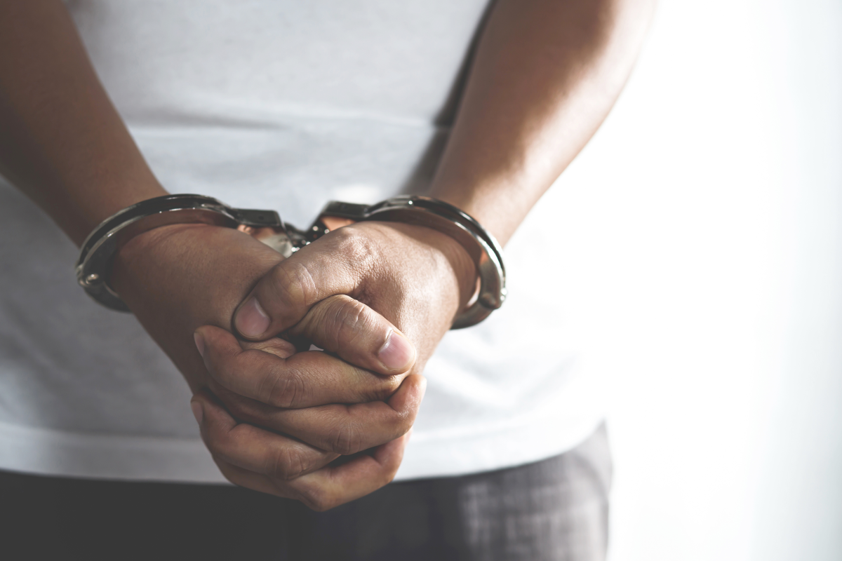 What to Do If You Are Issued With an Arrest Warrant